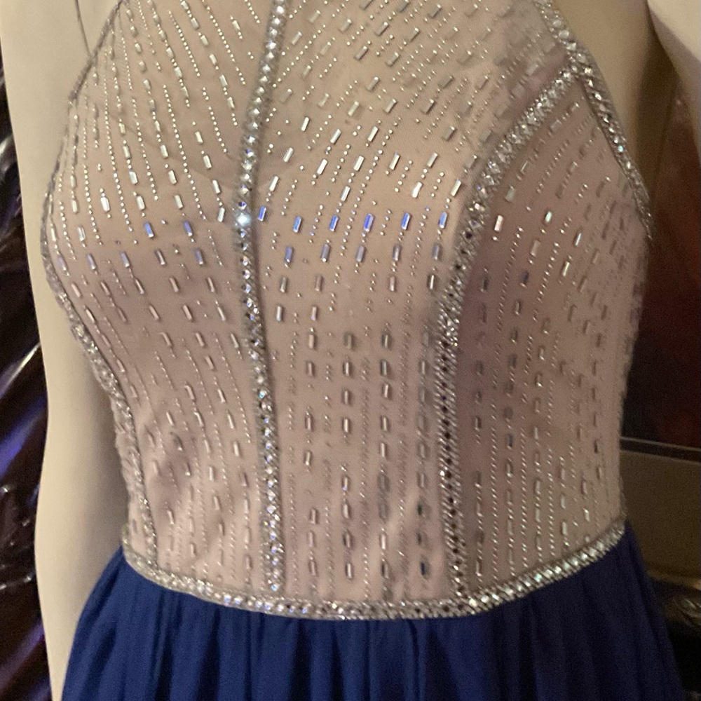 Elegant Halter Dress with Embellished Bodice